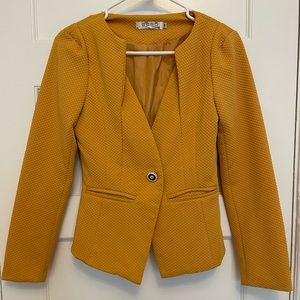 Mustard yellow jacket / blazer